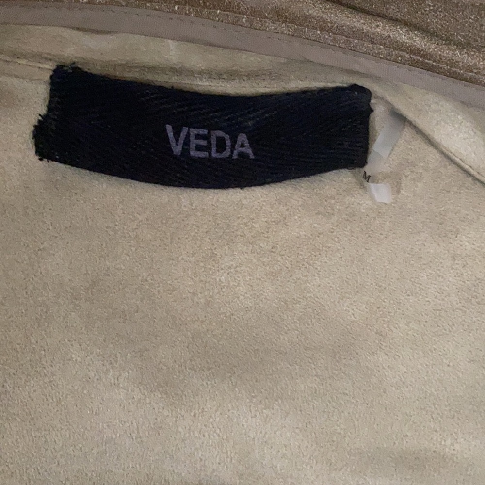 Veda Leather Vest size M - Picture 9 of 9